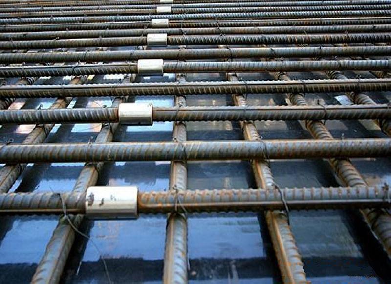 西宁为什么建楼房时，要在钢筋上加一排小圆环？原来作用这么大